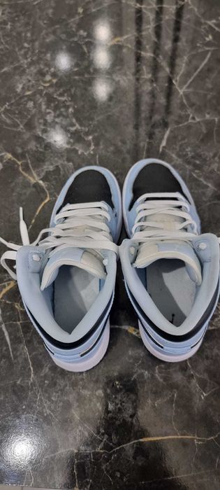Nike Air Jordan 1 Mid GS Ice Blue