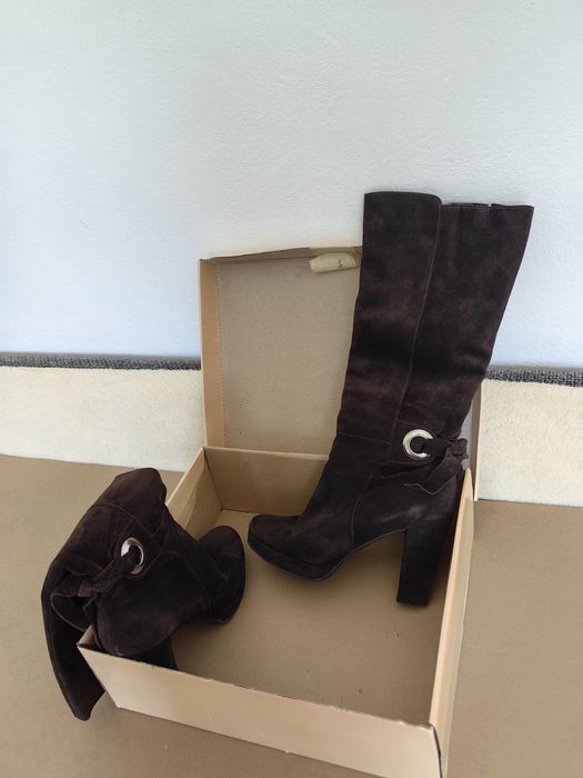 Cizme piele intoarsa, cu toc Nr. 37