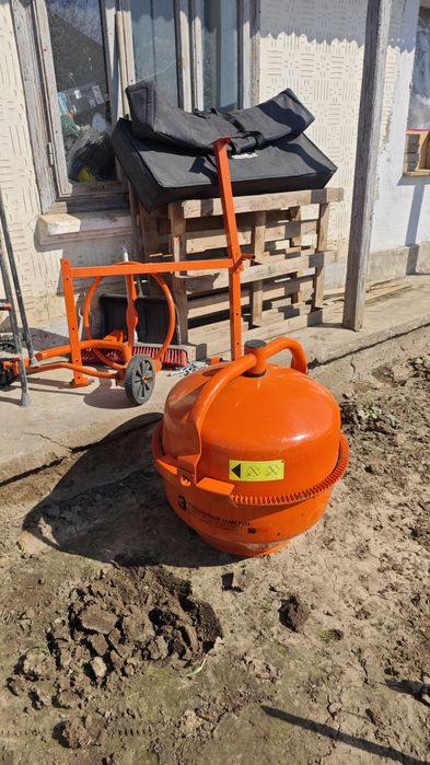 Betoniera nouă nefolosita