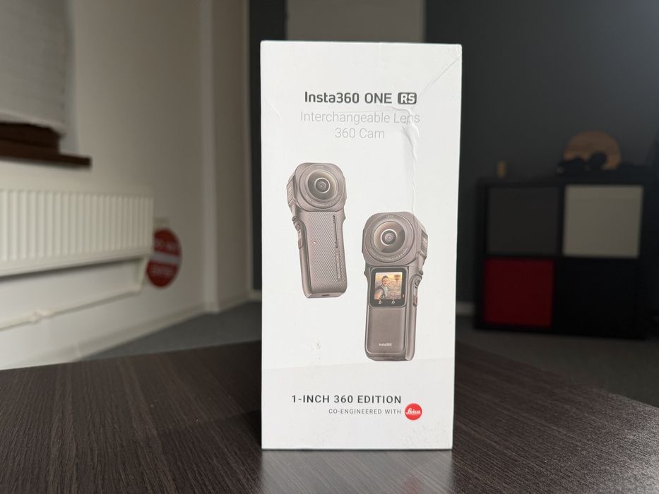 Insta360 ONE RS si accesorii