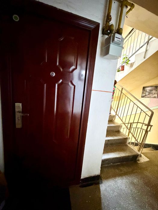 Apartament 2 camere ,mobilat si uitlat ,centrala proprie .Soseaua Bucuresti (Alexandria). -38.900€ ,usor negociabil .