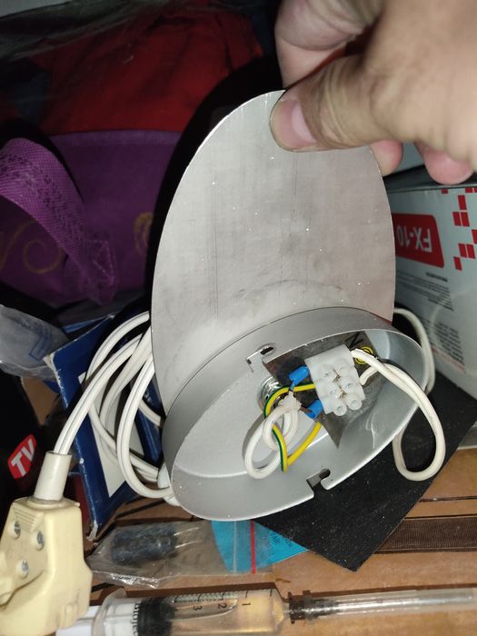 Бра настенные продам