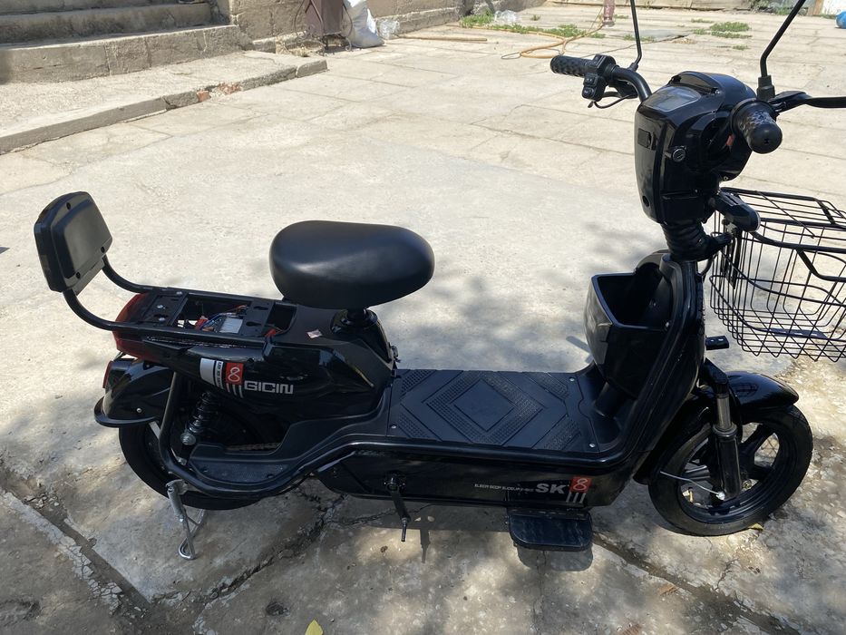 Скутер.  сатылады