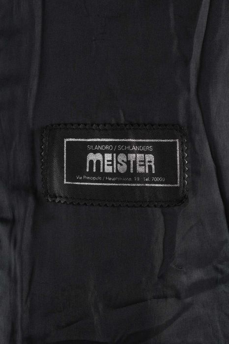 Дамско дълго манто - естествена кожа , черно с акцент около яката