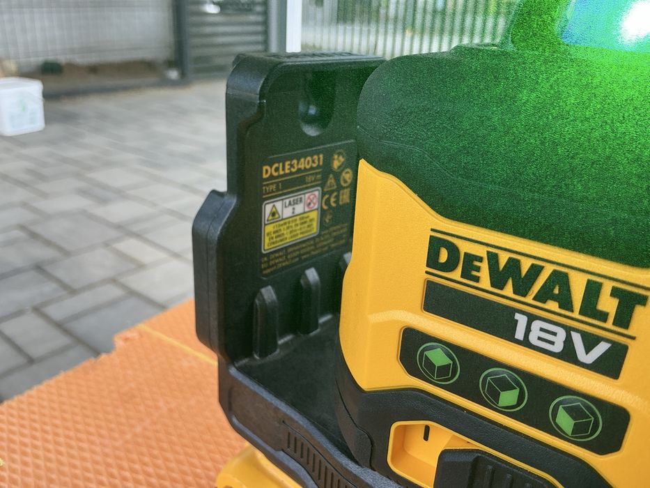 Vind laser Dewalt DCLE34031 nou neutilizat 2025 doar corp fara acumulator