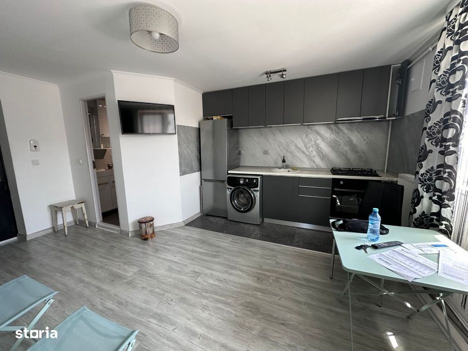 Apartament de închiriat, zona Crâng !