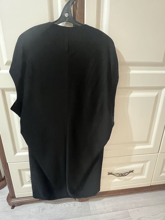 Платье черное коктельное