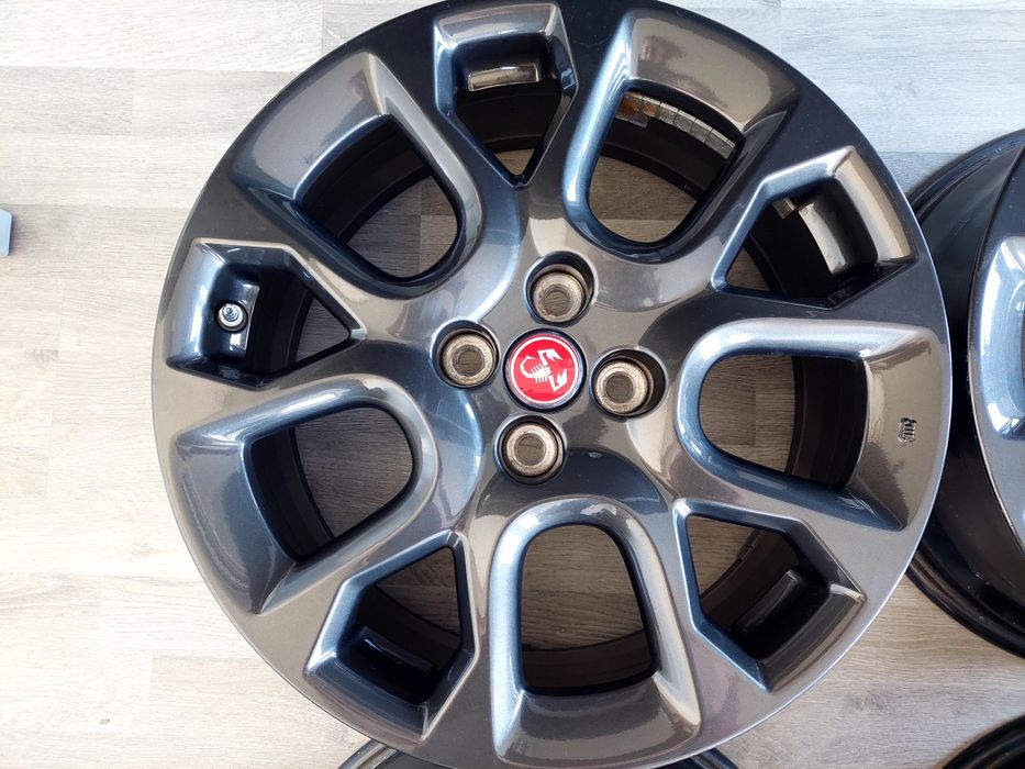 Оригинални джанти 17 цола 4х100 за Фиат 124 Спайдър