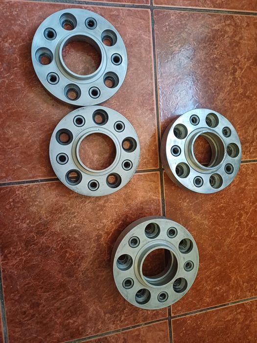 Set distantiere auto