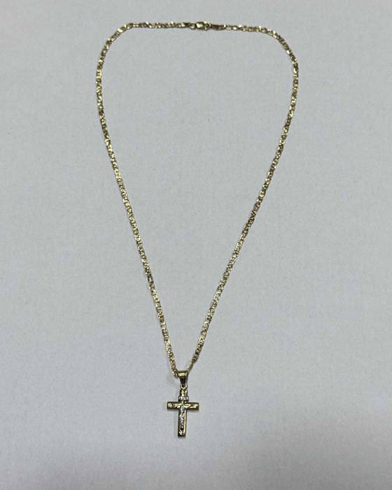 Златен синджир с кръст 14 К 585 /3,68 гр.