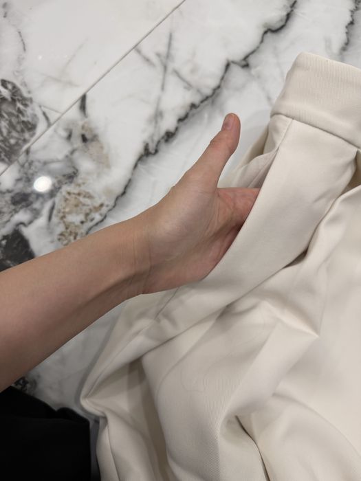 Юбка молочная Zara