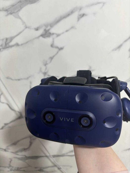 HTC VIVE PRO (Только шлем)