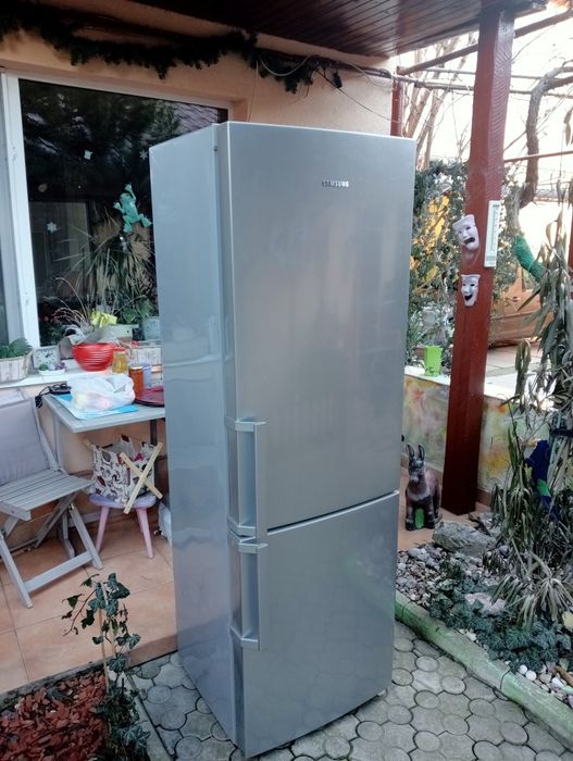 Liebherr si Samsung Combina Frigorifica Inox Mare Clasa AAA No Frost