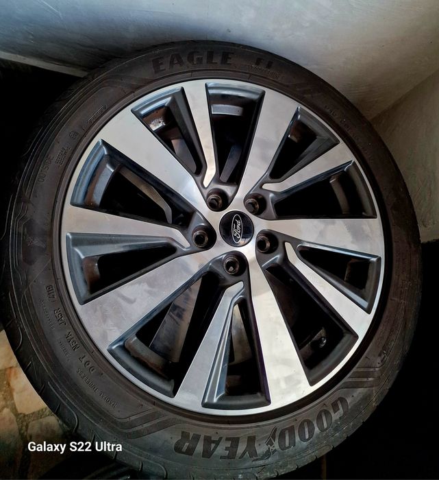 Ford 17 и 18 цола Перфектно състояние Замъка Ямбол