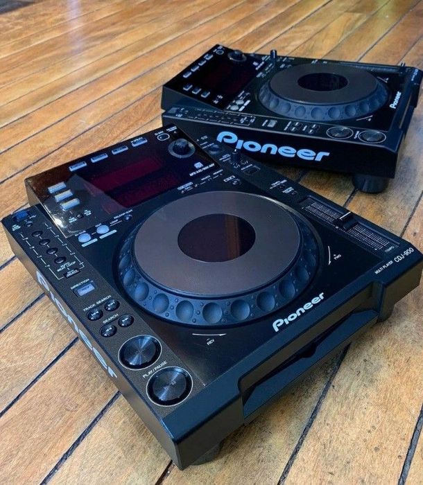 Pioneer cdj 900