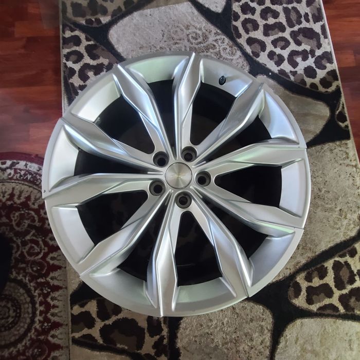 Malibu Diska R 19 , Srochna sotiladi