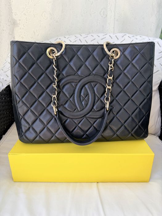 Geantă Chanel Cambon Tote Black Quilted Leather – Colecție Personală
