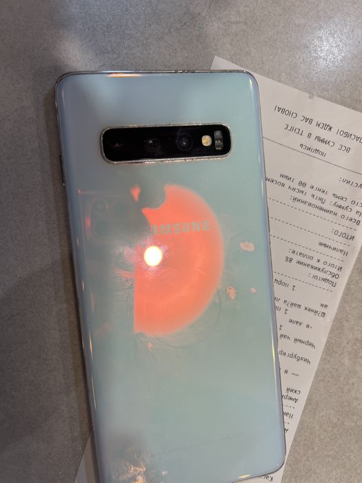 Продам samsung s 10