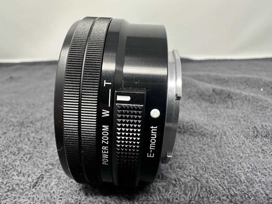 Обектив Sony SELP1650 E PZ 16-50mm f/3.5-5.6 OSS