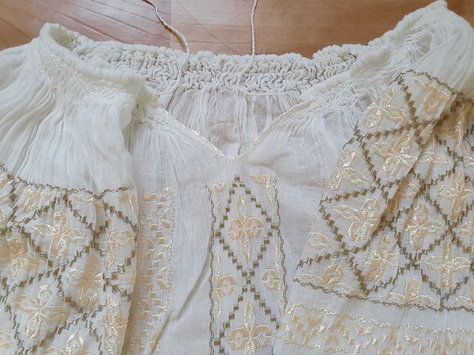 Ie traditionala cusuta manual