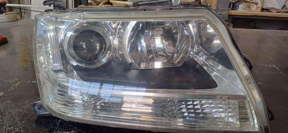 Фар за Гранд витара