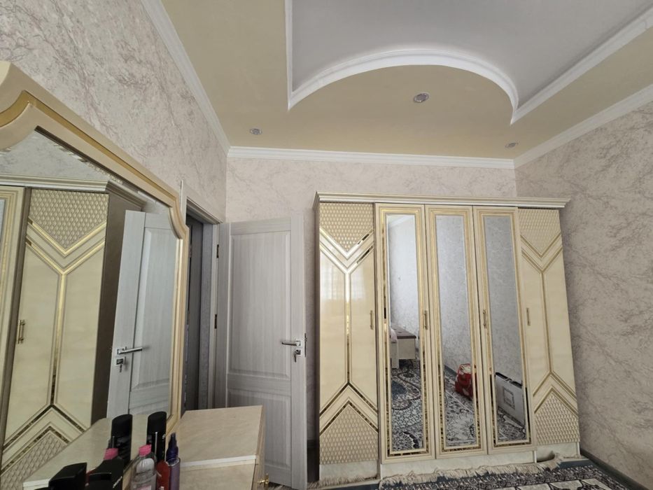 Квартира сотилади