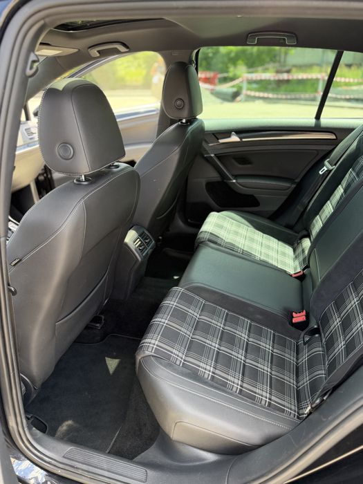 Volkswagen Golf 7