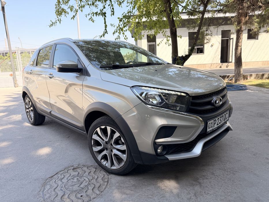LADA XRAY Cross 2020 – Full pozitsiya