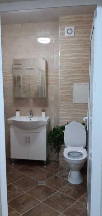 Дава се под наем Двустаен апартамент в София, Център - 76 кв.м за 714 € - Снимка #8