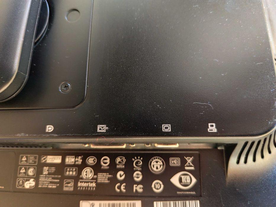 Монитор HP Compaq LA2306x