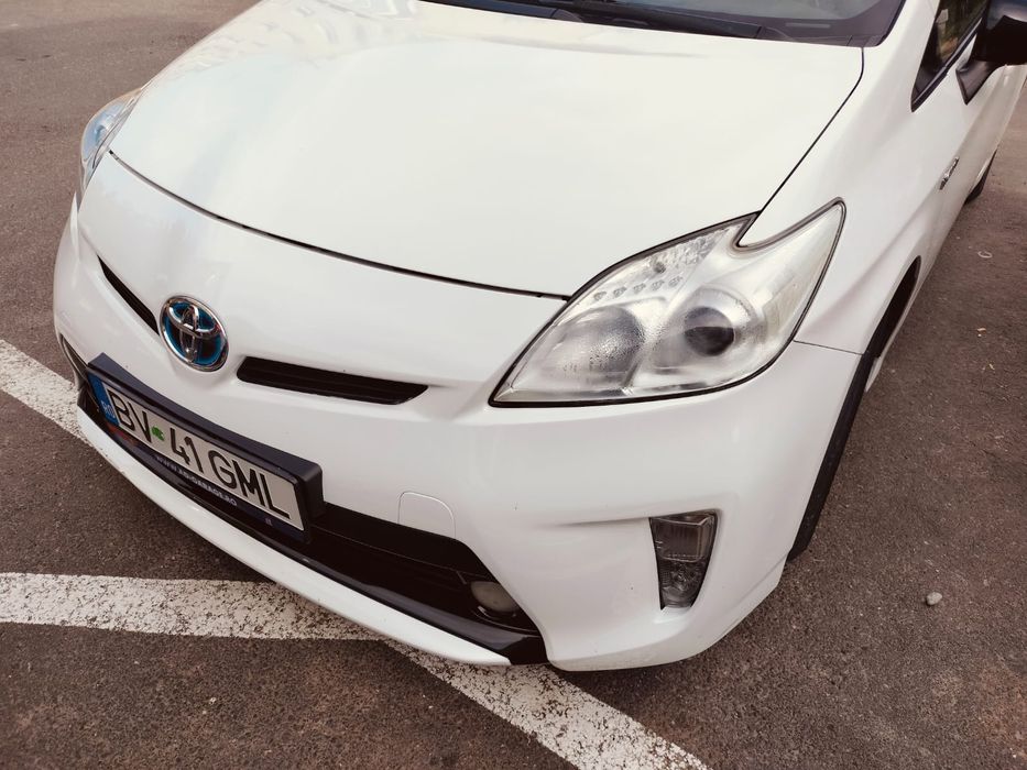 Se vinde Toyota Prius Hibrid