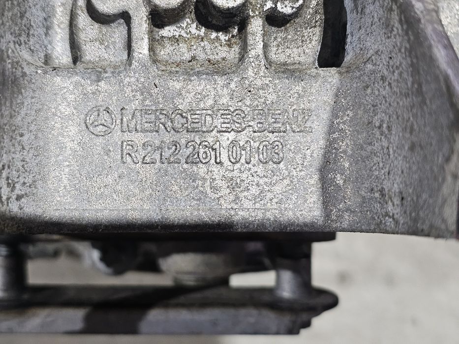 Cutie viteze manuala Mercedes,2009-2016 ,2.2 , euro 5 , R212 261 01 01