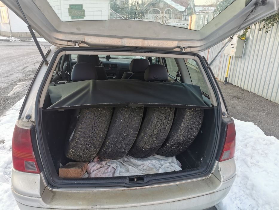 Vand Vw golf 4  din 2000