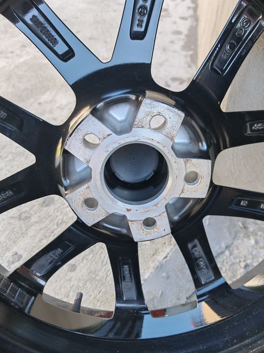 Jante aliaj 18 "plus una de 16"