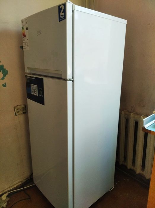 Холодильник ВЕКО RDSK240MOOW