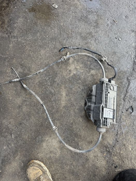 Модул ръчна спирачка бмв х5 х6 ф15 ф16