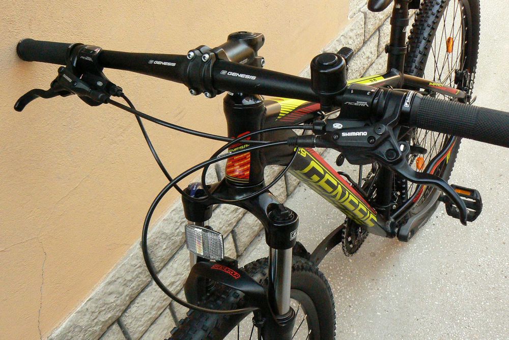 Bicicleta mountain bike Genesis 29