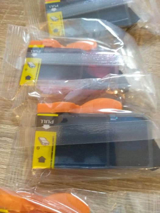 Комплект мастилници, тонер, мастило за принтер Canon, PGI525, CLI526