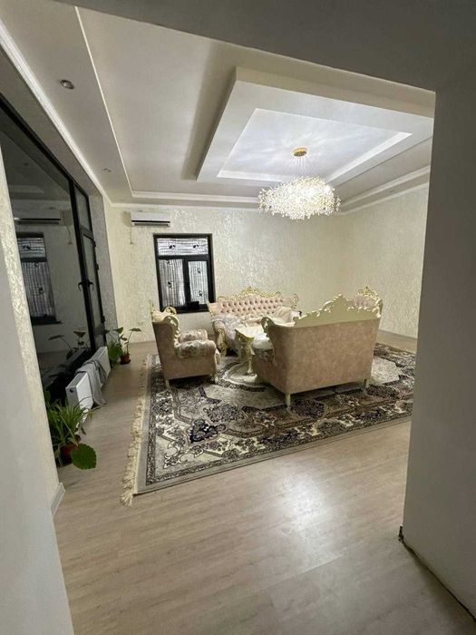 Lemonariyada 2 sotox 3 etaj kotej sotiladi