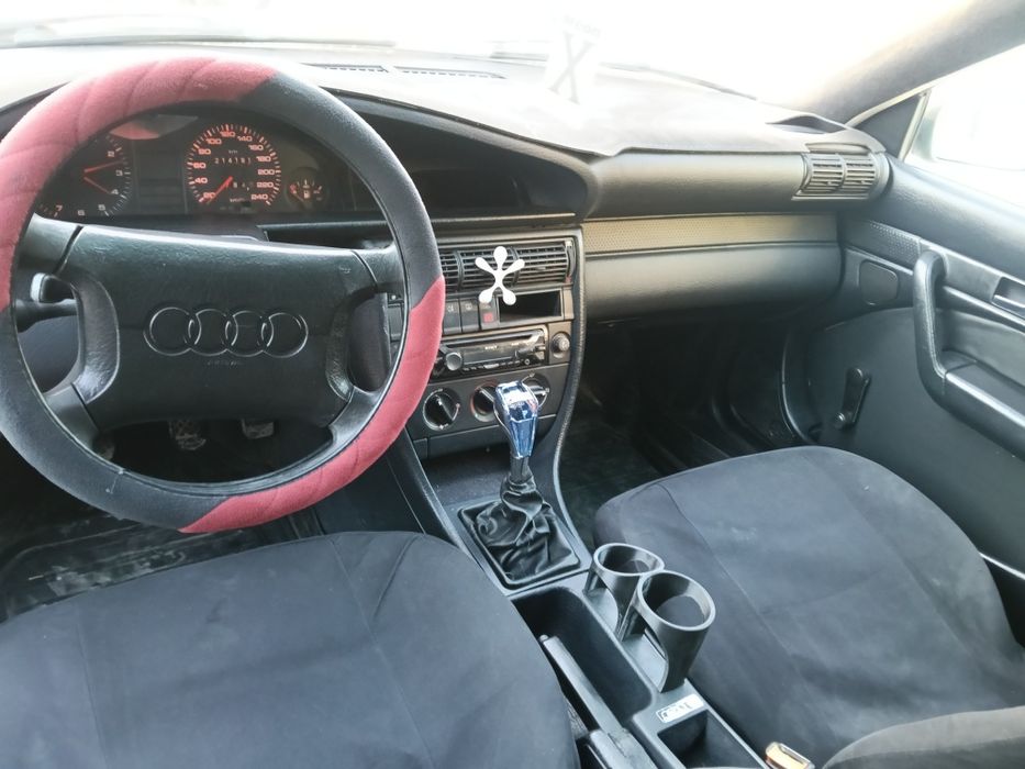 Ауди 100 с 4 моно впрыск