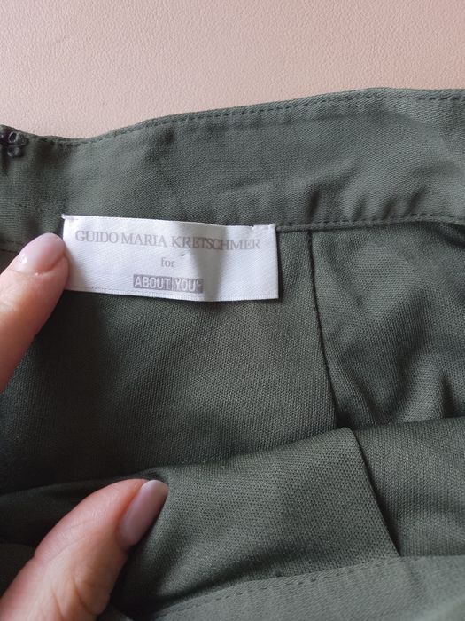 НОВА Дамска тъмно зелена пола Guido Maria Kretschmer размер М