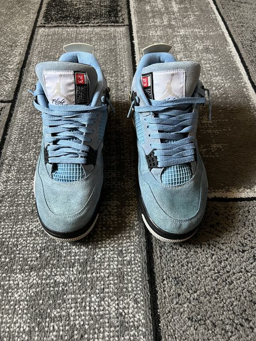 Jordan 4 university blue