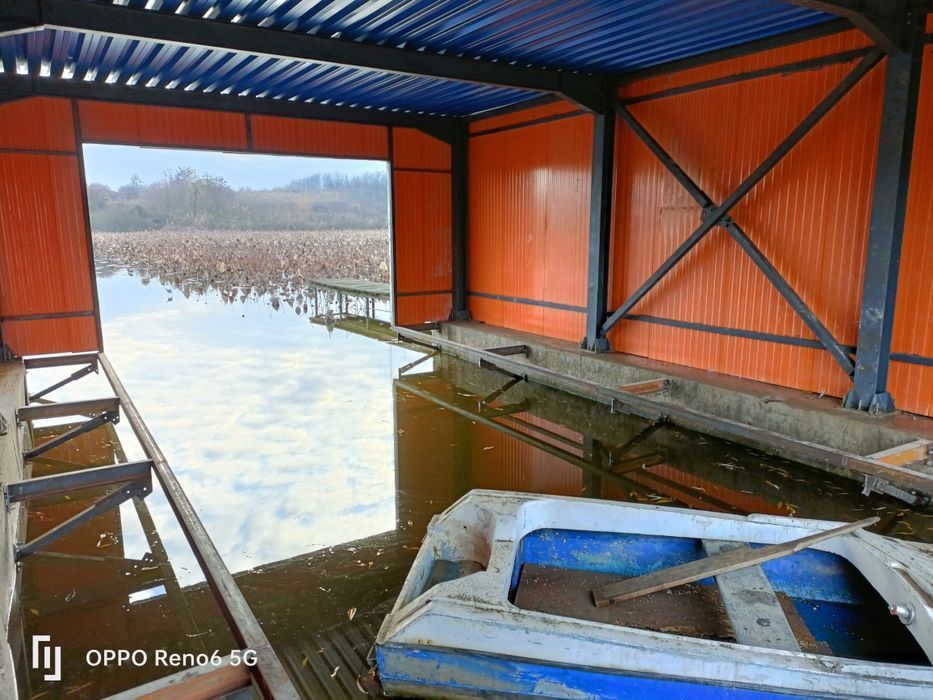 Garaj ambarcatiune pe structura metalica 66mp2