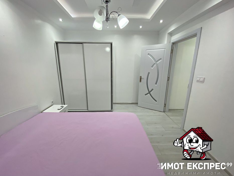 Продава се Тристаен апартамент в Асеновград - 90 кв.м за 5 €/кв.м - Снимка #14