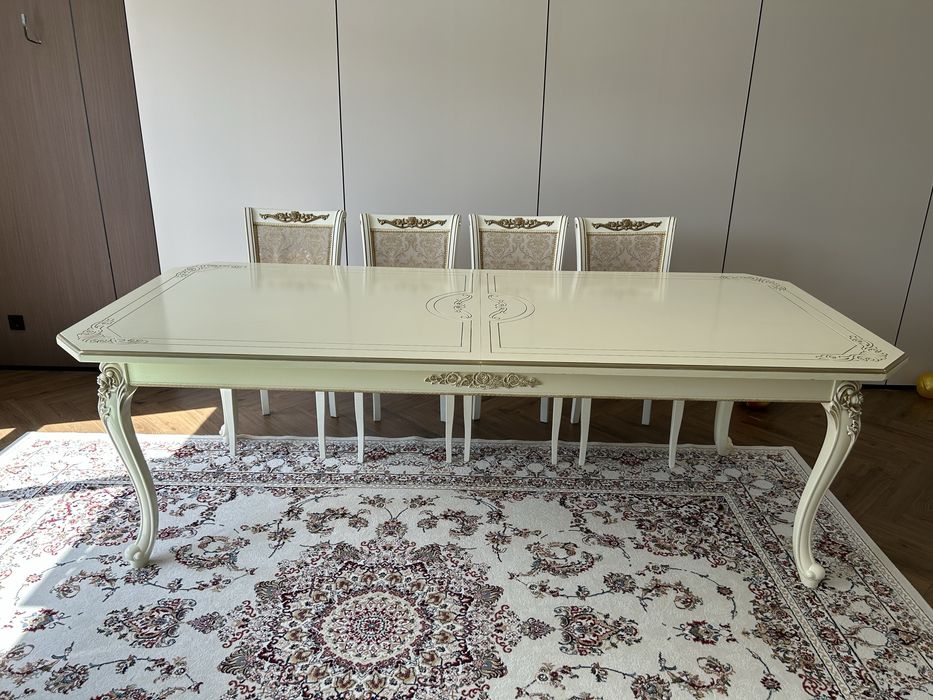 Стол отдельно в отличном состоянии