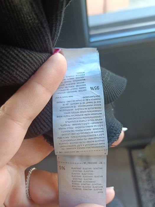 Top negru - marimea M