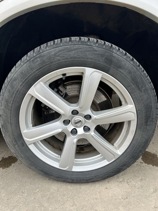 Jante 235/55 R19 si anvelope originale Volvo