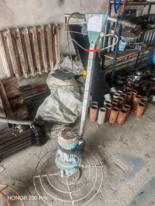 Вертолёт для полусухой стяжки Кребер