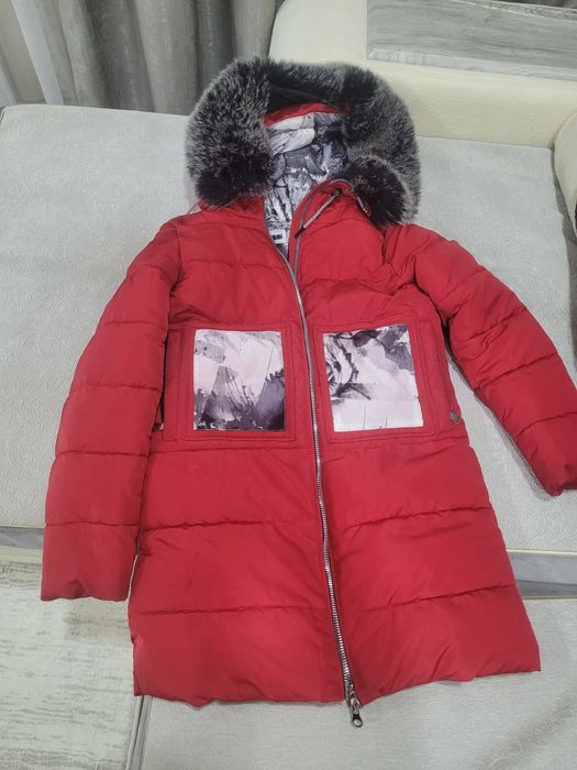 Зимняя куртка в хорошем состоянии
