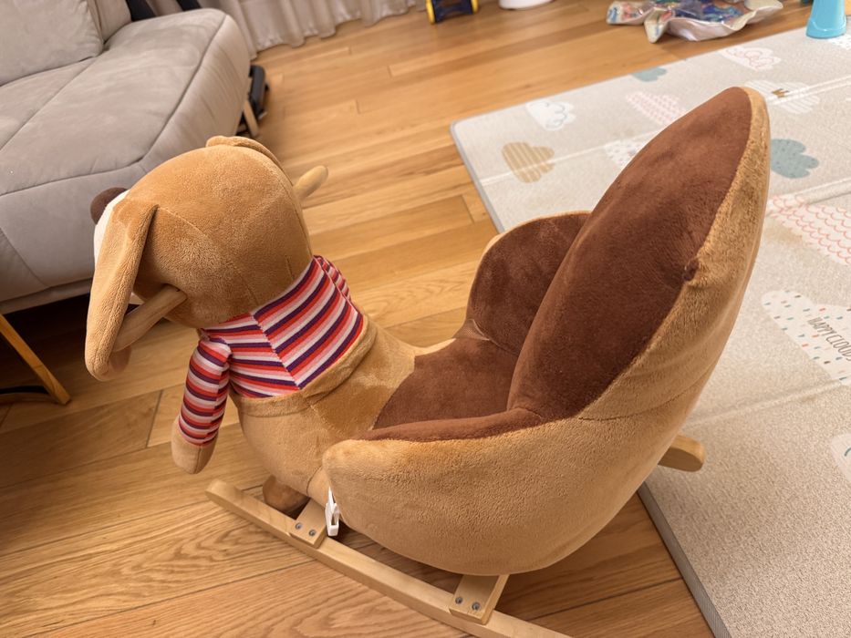 Детска люлка куче